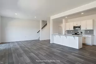 7841 Oakbrook Dr, Harrisburg, PA 17112 - Photo 15