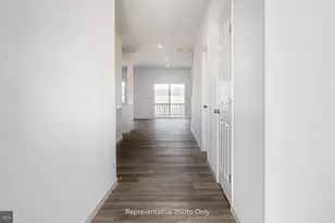 7839 Oakbrook Dr, Harrisburg, PA 17112 - Photo 3