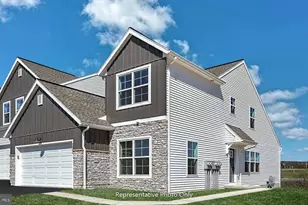 7837 Oakbrook Dr, Harrisburg, PA 17112 - Photo 3