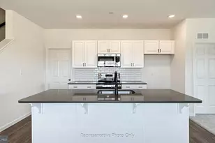 7837 Oakbrook Dr, Harrisburg, PA 17112 - Photo 17