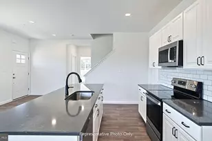 7837 Oakbrook Dr, Harrisburg, PA 17112 - Photo 15