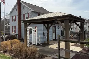 212 E Canal St, Hummelstown, PA 17036 - Photo 3