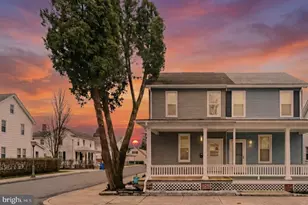 301 W 2nd St, Hummelstown, PA 17036 - Photo 1