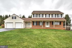 1806 Briarcreek Ln, Middletown, PA 17057 - Photo 1