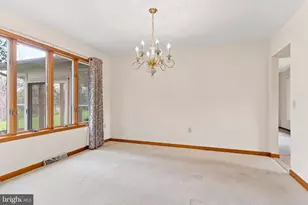 6365 N Huntsmen Dr, Harrisburg, PA 17111 - Photo 17