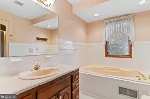 6365 N Huntsmen Dr, Harrisburg, PA 17111 - Photo 25