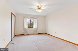 6365 N Huntsmen Dr, Harrisburg, PA 17111 - Photo 21