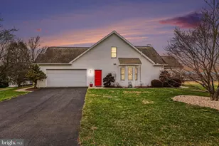 400 Locust St, Halifax, PA 17032 - Photo 3