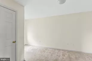 112 Holly Hills Dr, Harrisburg, PA 17110 - Photo 27