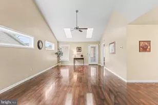 112 Holly Hills Dr, Harrisburg, PA 17110 - Photo 5