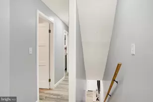 2005 Swatara St, Harrisburg, PA 17104 - Photo 11