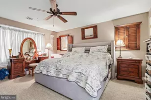 5805 Hidden Lake Dr, Harrisburg, PA 17111 - Photo 15