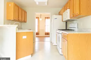 7690 Catherine Dr, Harrisburg, PA 17111 - Photo 9