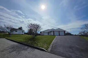 24 Riverview Dr, Middletown, PA 17057 - Photo 3