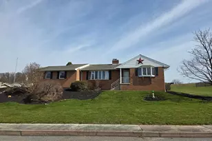 24 Riverview Dr, Middletown, PA 17057 - Photo 1