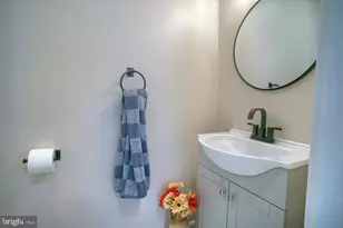 215 E Market St, Gratz, PA 17030 - Photo 33