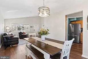 2173 Carol Dr, Harrisburg, PA 17110 - Photo 9