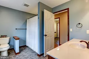 401 Sarhelm Rd, Harrisburg, PA 17112 - Photo 23