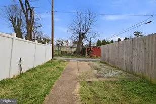 321 S 18th St, Harrisburg, PA 17104 - Photo 3