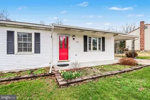 1118 Bethlynn Dr, Harrisburg, PA 17112 - Photo 3