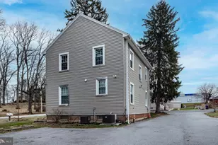 4229 Elmerton Ave, Harrisburg, PA 17109 - Photo 3