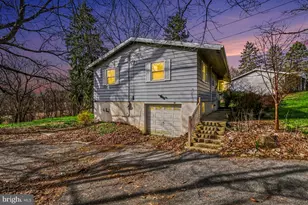 6085 Cherry Hill Rd, Harrisburg, PA 17111 - Photo 3