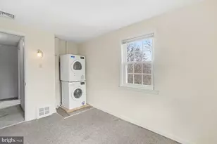 335 Rumson Dr, Harrisburg, PA 17104 - Photo 9