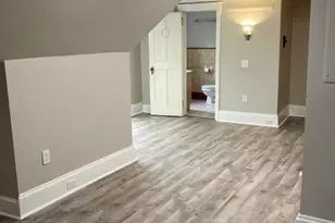 901 N Front St, Harrisburg, PA 17102 - Photo 3