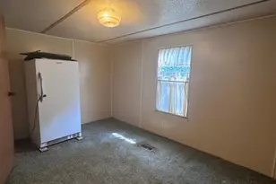 2033 Eshelman St, Middletown, PA 17057 - Photo 15
