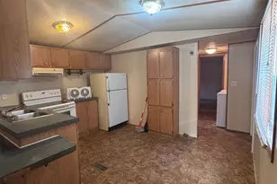 2033 Eshelman St, Middletown, PA 17057 - Photo 3