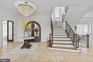 740 Hampton Ct, Harrisburg, PA 17112 - Photo 3
