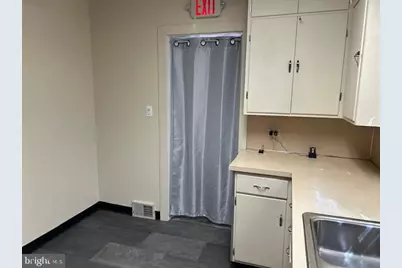 4231 Elmerton Avenue, Harrisburg, PA 17109 - Photo 9