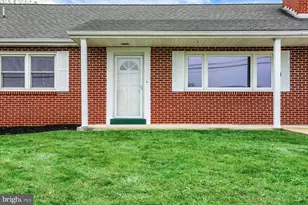 5824 Mayfair Dr, Harrisburg, PA 17112 - Photo 5