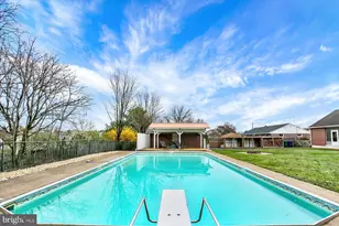 5824 Mayfair Dr, Harrisburg, PA 17112 - Photo 45