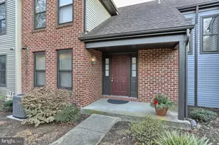 1127 Wicklow Ct, Hummelstown, PA 17036 - Photo 3