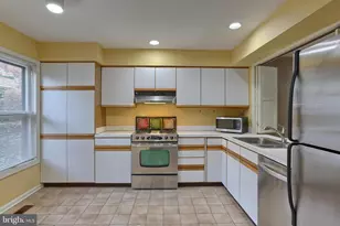 1127 Wicklow Ct, Hummelstown, PA 17036 - Photo 5