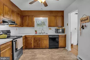 7169 Chambers Hill Rd, Harrisburg, PA 17111 - Photo 3