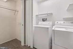 221 Lamp Post Ln, Hershey, PA 17033 - Photo 25