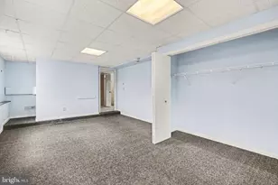 221 Lamp Post Ln, Hershey, PA 17033 - Photo 15