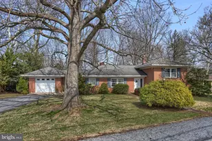 359 E Granada Ave, Hershey, PA 17033 - Photo 3