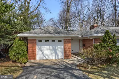 359 E Granada Avenue, Hershey, PA 17033 - Photo 9