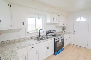 409 S 19th St, Harrisburg, PA 17104 - Photo 15