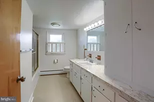 464 Cedar Ave, Hershey, PA 17033 - Photo 21