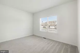 7884 Oakbrook Dr, Harrisburg, PA 17112 - Photo 9