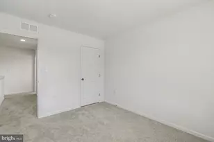 7884 Oakbrook Dr, Harrisburg, PA 17112 - Photo 17