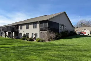 6401 Whisper Wood Ln, Harrisburg, PA 17112 - Photo 3