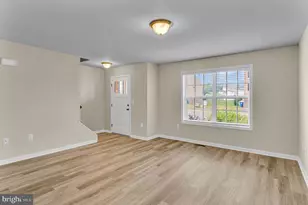 849 Gregs Dr, Harrisburg, PA 17111 - Photo 5