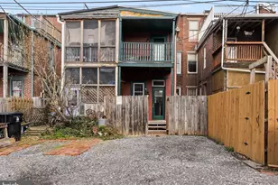 906 Green St, Harrisburg, PA 17102 - Photo 3