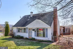 354 Cypress Dr, Middletown, PA 17057 - Photo 3