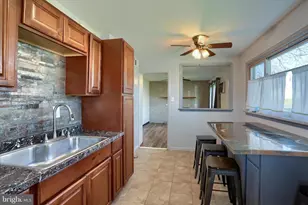 354 Cypress Dr, Middletown, PA 17057 - Photo 7